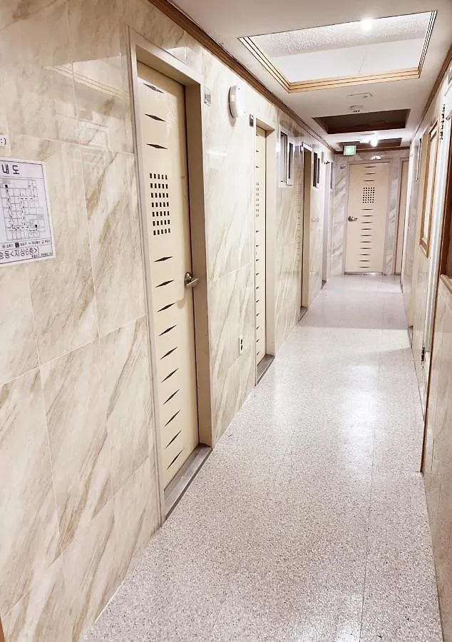 Cony House Hotel Seoul 0*,